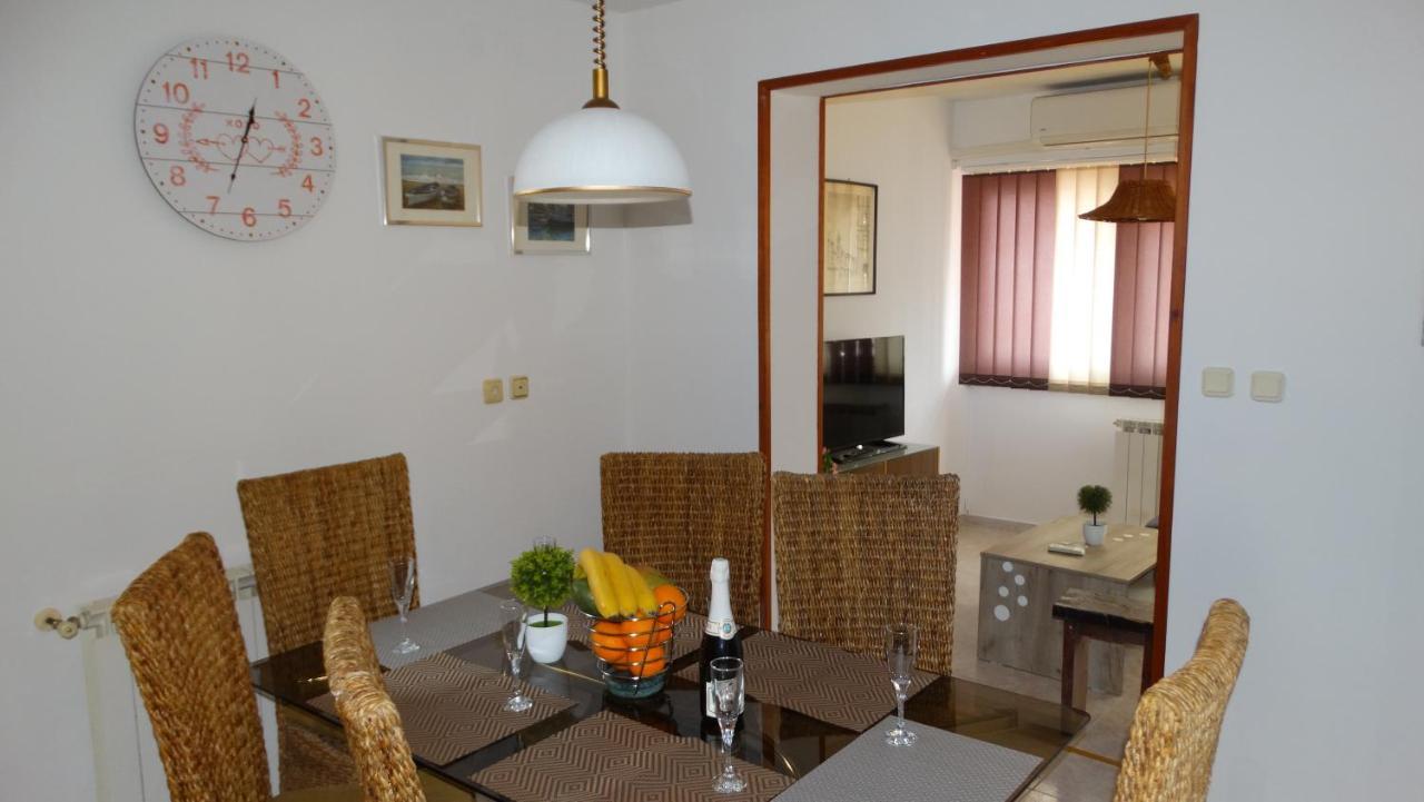 Almar Apartment Jusici Esterno foto
